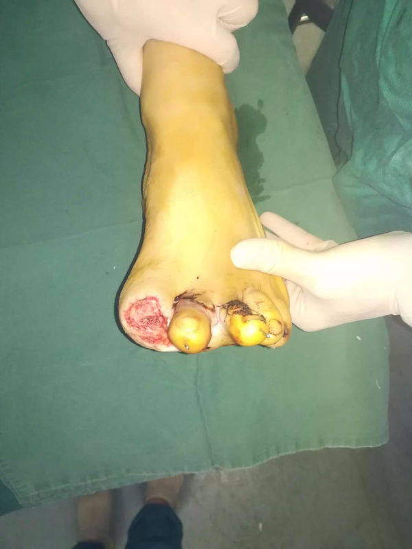 104124